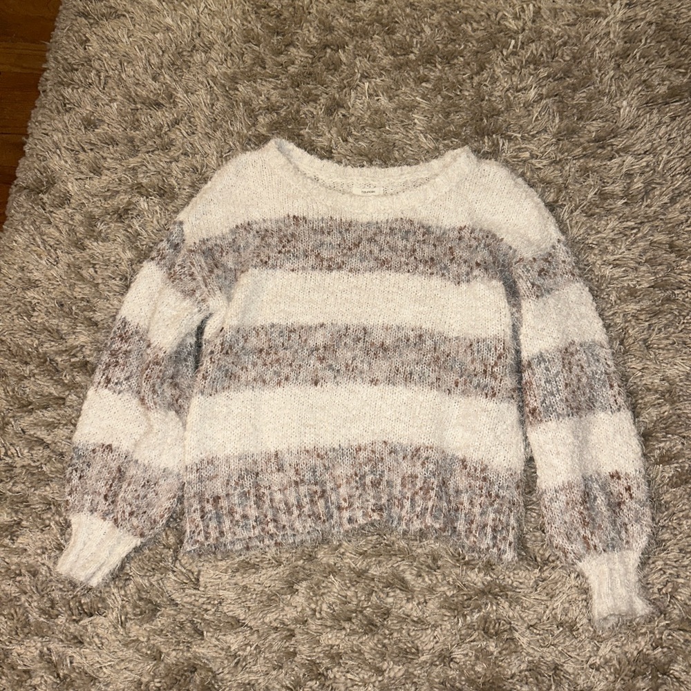 Women’s sweater